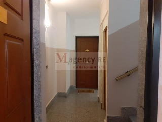 zoom immagine (Appartamento 105 mq, soggiorno, 2 camere, zona Viale Calabria)