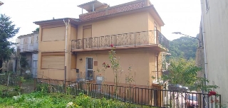 zoom immagine (Casa singola 272 mq, soggiorno, 4 camere, zona Novara di Sicilia)