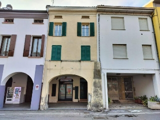 zoom immagine (Appartamento 60 mq, zona Brescello - Centro)