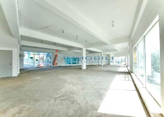 zoom immagine (Ufficio 520 mq, più di 3 camere, zona Stazione Garibaldi)