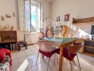 zoom immagine (Appartamento 85 mq, soggiorno, 2 camere, zona Arezzo - Centro)