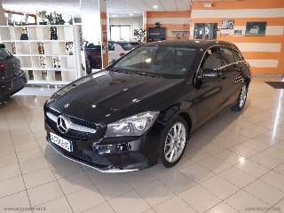 zoom immagine (MERCEDES-BENZ CLA 180 d Automatic Business)