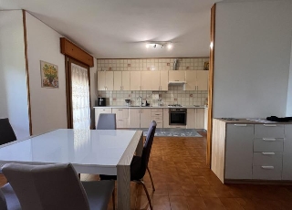zoom immagine (Appartamento 90 mq, 2 camere, zona Ceregnano)
