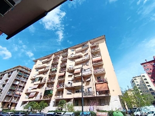 zoom immagine (Appartamento 68 mq, soggiorno, 2 camere, zona Tuscolano)