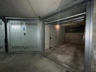 zoom immagine (Garage 15 mq, zona Navigli)