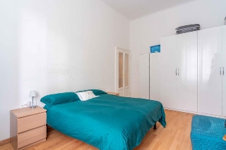 zoom immagine (Appartamento 80 mq, soggiorno, 2 camere, zona Navigli)