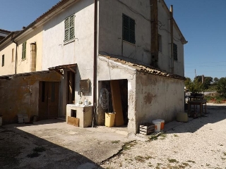 zoom immagine (Casa singola, zona Borgo Ribeca)
