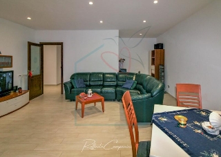 zoom immagine (Appartamento 110 mq, soggiorno, 2 camere, zona Cafaggio)