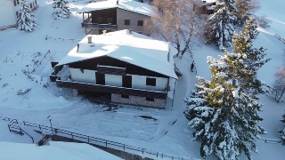 zoom immagine (Casa singola 400 mq, soggiorno, 10 camere, zona Monte Bondone)
