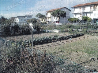 zoom immagine (Terreno 1700 mq, zona Villamarina)