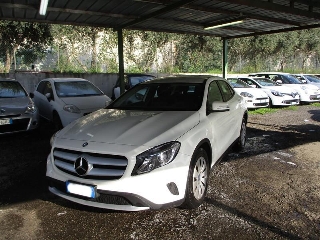 zoom immagine (Mercedes gla 180 d executive)